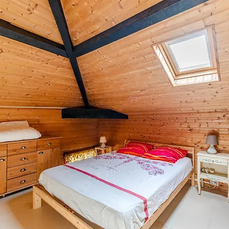 Loft Familial Apartment